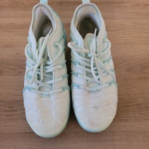 Teal women vapor max